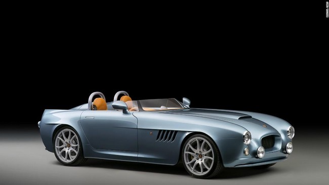 Jika industri otomotif mampu menghasilkan mobil dalam hitungan menit, tidak dengan Bristol Bullet, sebuah mobil roadster yang tidak memburu pembeli.