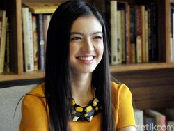 Ayahnya Selalu Sibuk, Raline Shah Cuma Ingin Bilang Hal Ini