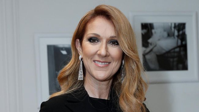 Setelah sukses di dunia tarik suara, Céline Dion menambah satu karir lagi sebagai perancang tas dimana lima puluh koleksi akan dijual di AS.