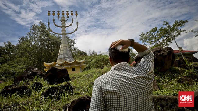 Museum Holocaust yang dibangun komunitas Yahudi di Minahasa, Sulawesi Utara menuai polemik. Indonesia sebagai negara punya sikap politik mendukung Palestina.