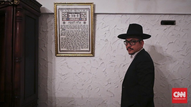 Pimpinan Yahudi di Sulawesi Utara Rabbi Yaakov Baruch baru-baru ini berjumpa Presiden Israel berbareng penduduk Nahdlatul Ulama (NU).