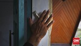 Praktik Yudaisme di Indonesia Serupa dengan penganut agama lainnya, umat Yahudi juga rutin menjalankan berbagai kegiatan keagamannya. Ritual mereka ada yang mirip dengan Islam dan Kristen.