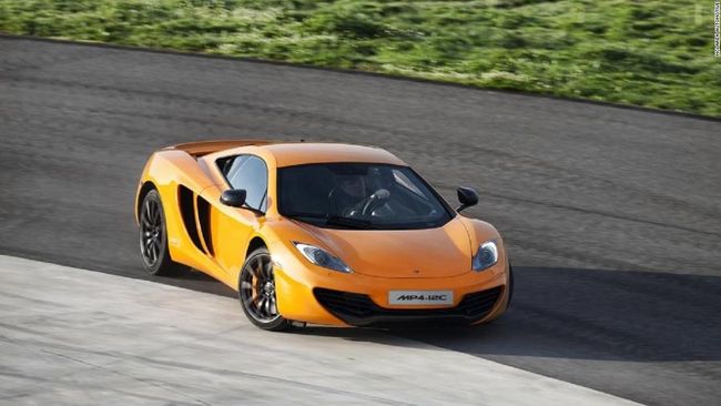 Berperilaku Antisosial Saat Berkendara, Siap-siap Kena Tilang Di Inggris, tiga supercar yaitu Ferrari, Lamborghini dan McLaren diamankan polisi lantaran berperilaku antisosial terhadap lalu lintas sekitarnya.