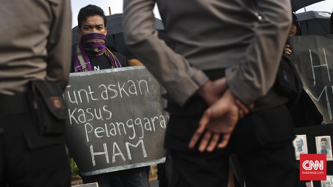 Seorang korban selamat Petrus berharap tim PPHAM Jokowi tak hanya mengungkap dan menganalisis kasus HAM Berat, tetapi juga membongkar aktor intelektualnya.