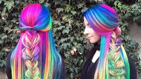 Trisha Reibelt, Rapunzel Berambut Pelangi di Dunia Nyata