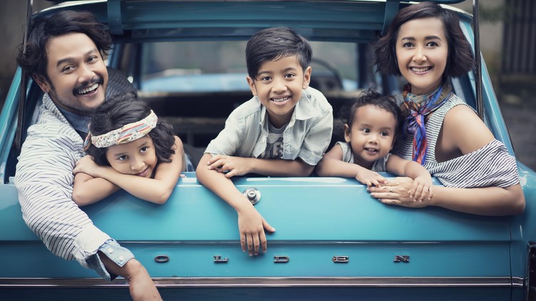 The Sasonos Family