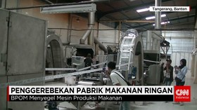 Penyergapan Pabrik Makanan Ringan Ilegal