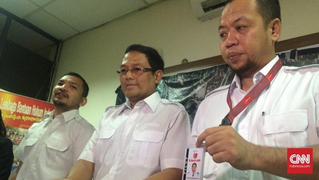 Asosiasi Pilot Lion Group menyatakan pihak manajemen maskapai tersebut melakukan eksploitasi para pilot melalui kontrak kerja.