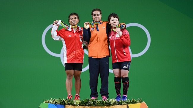 Sri Wahyuni merebut perak dari cabang angkat besi di Olimpiade perdananya bersama Indonesia. Tak ada perasaan berlebihan dari atlet asal Bandung itu.