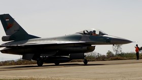 6 Pesawat Tempur F-16 Milik AS Latihan Bareng TNI AU