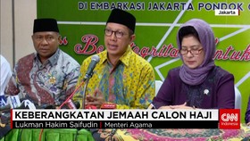 Menteri Agama Memberangkatkan Kloter 1 Jemaah Haji