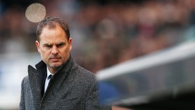 Start Buruk De Boer Bersama Inter