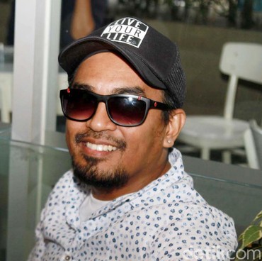 Lirik Lagu Januari - Glenn Fredly