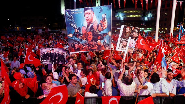 Turki menuding Uni Eropa mendorong sentimen anti-Turki dan anti-Erdogan karena menunjukkan kekhawatiran atas tindakan keras Turki setelah upaya kudeta.