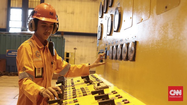 Target pengoperasian PLTGU Jawa 1 pada 2020 akan meleset jika PLN malah melakukan tender ulang proyek tersebut.