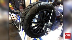 Goodyear dan Dunlop Adu Sakti Rayu Pembeli di GIIAS 2016