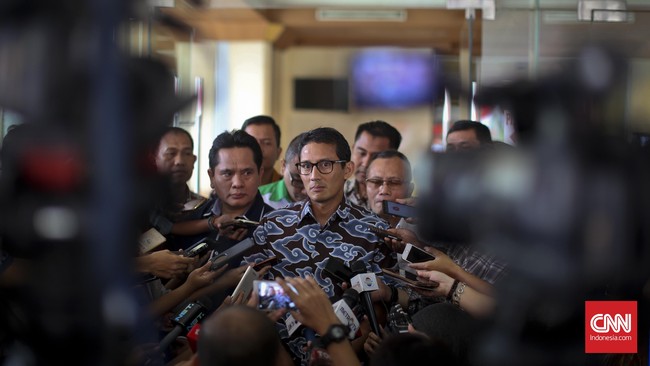 Sandiaga Uno yang merupakan 'murid' berbisnis William Soeryadjaya, berseteru dengan anaknya, Edward Soeryadjaya. Bukan perseteruan yang pertama.