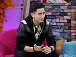 Verrell Bramasta Usahakan Adil Buka dan Sahur Bareng Ayah atau Venna Melinda