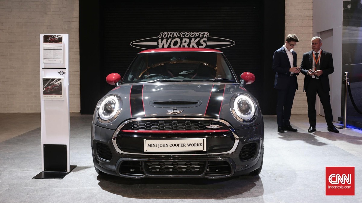 Melongok Jajaran Mobil Ciamik di GIIAS 2016