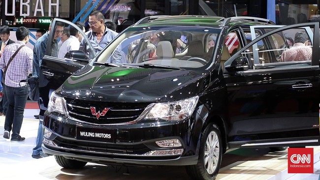 Stafsus Menkeu Yustinus Prastowo mengatakan PMK atau aturan terkait pembebasan pajak (PPnBM) mobil belum akan terbit pekan ini.