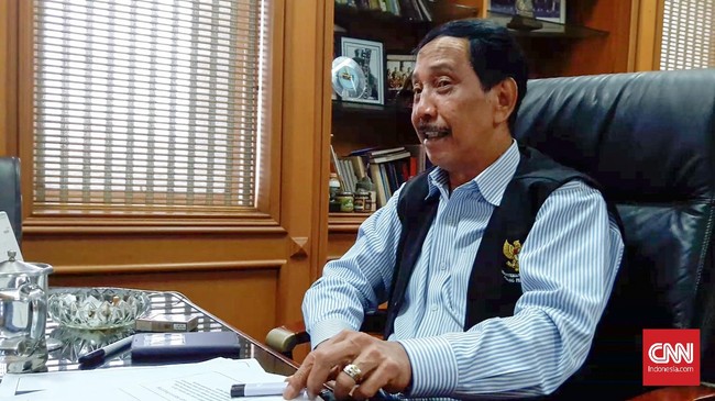 Rencana pemerintah menerbitkan kartu diaspora berawal dari sulitnya diaspora untuk menyimpan uang di perbankan hingga menanamkan investasi di dalam negeri.