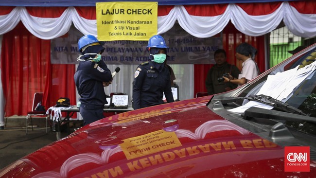 Uji KIR menjadi pekerjaan rumah (PR) bagi sejumlah perusahaan penyedia peranti lunak yang menghubungkan pengguna dengan jasa transportasi.