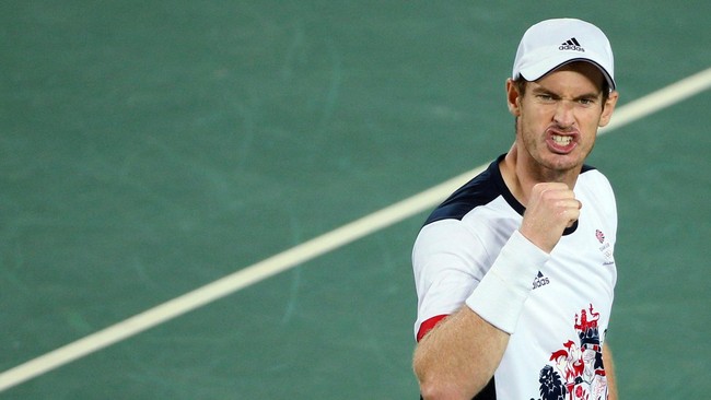 Tahun 2017 juga bakal dijadikan momentum bagi Roger Federer untuk kembali memulai persaingan dengan dua petenis hebat, Djokovic dan Murray.