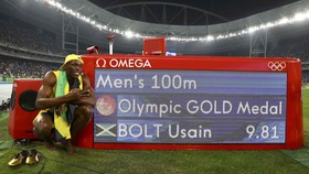 Usain Bolt Tes di Dortmund Demi Bela Manchester United