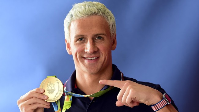 Pihak Speedo menyumbangkan 50.000 dolar AS uang sponsor Ryan Lochte kepada yayasan Save The Children di Brasil. Speedo tak bisa menerima perilaku Lochte.