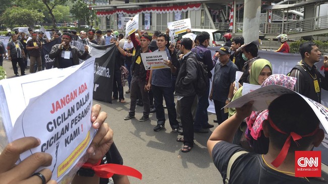 Forum Eks Karyawan Btel 2015 meminta manajemen memenuhi janji membayar cicilan tunjangan PHK yang sudah jatuh tempo.