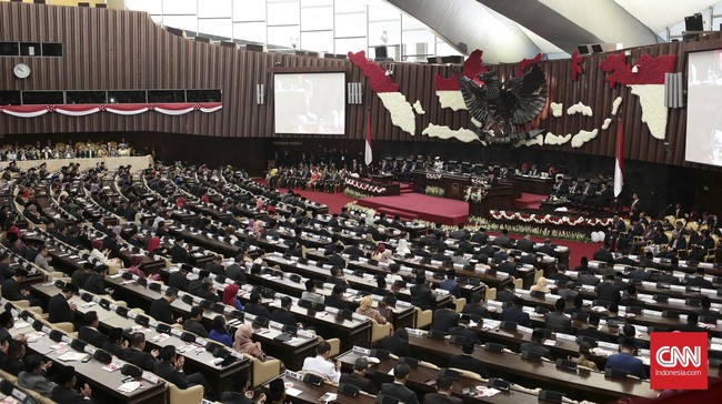 Saat ini jumlah kursi DPR sebanyak 560 kursi. Jika ambang batas 10 persen telah ditetapkan, maka minimal setiap partai akan mendapat kursi DPR sebanyak 56.