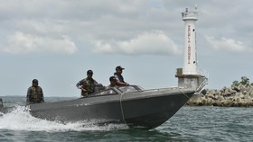 Membentengi Negeri dari Tepi Samudra