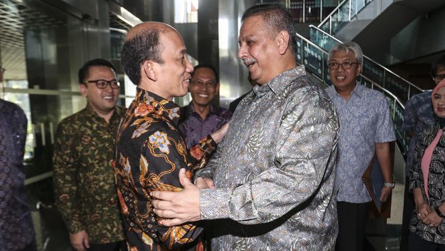 PLN Akan Teken Perjanjian Jual Beli Gas PLTGU Jawa 1 PLN dan BP telah menyepakati pasokan dan harga pembelian gas. Menteri ESDM menyetujui alokasi sebanyak 16 kargo dari sebelumnya, 44 kargo.