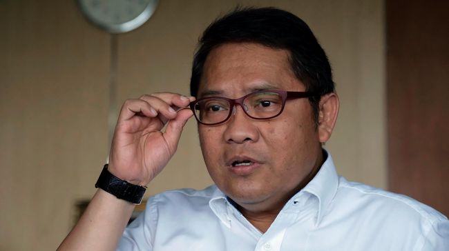 Jokowi Teken Pembentukan Badan Siber dan Sandi Negara Badan yang baru dibentuk ini turut berperan mengontrol pemberitaan hoax. Pemerintah pun kelak punya kuasa menutup ataupun memblokir setiap akun media sosal.