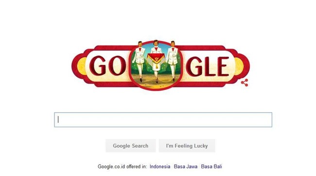 Google memeriahkan hari kemerdekaan Indonesia dengan gambar istimewa pada halaman depan, yakni tiga petugas pengibar bendera merah putih.