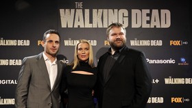 Pemeran 'The Walking Dead' Dihantui Pertanyaan Penggemar