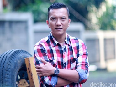 Teuku Rifnu Wikana Perankan Asmuni dalam Film 'Srimulat: Hil yang Mustahal'
