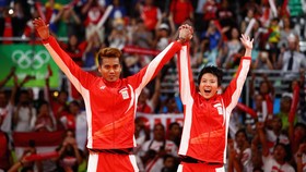Bisikan Tontowi: Cik Butet Tenang Saja, Saya Amankan Belakang