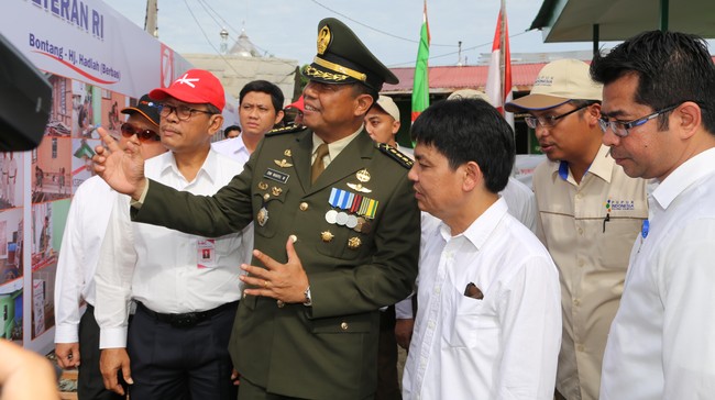 Program bina lingkungan yang dilakukan Pupuk Indonesia dan Hutama Karya merupakan implementasi dari kepedulian BUMN yang beroperasi di Kalimantan Timur.