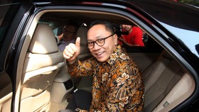 Zukifli Hasan Minta Demo Anti Ahok 25 November Batal