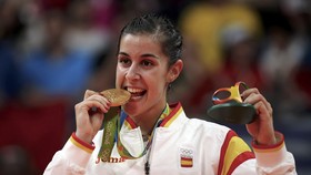 Dua Sisi Carolina Marin dan Lee Chong Wei