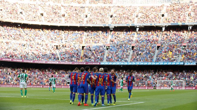 Lima pemain muda Indonesia berkesempatan berlatih di FCB Escola, akademi sepak bola Barcelona yang melahirkan pemain seperti Lionel Messi.