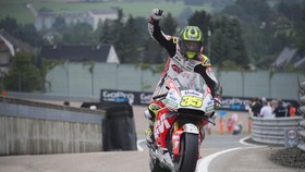 Juara GP Ceko, Crutchlow Sebut Pebalap Lain Pengecut
