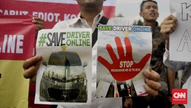 Sopir Taksi Online Minta Aturan Uji Kir dan SIM A Umum Diubah