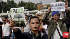 Sopir Taksi Online Keluhkan Aturan Menhub ke DPR