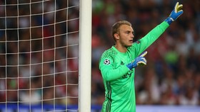 Kehilangan Cillessen, Ajax Incar Kiper Newcastle United