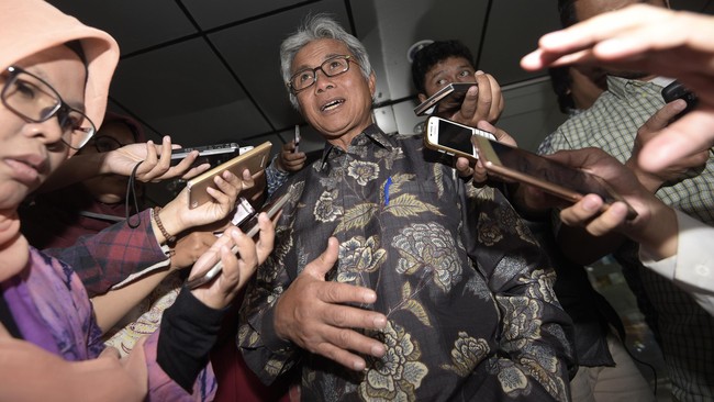Pertamina batal memasok gas ke pabrik Pupuk Kujang Cikampek dan harus mencari pembeli lain untuk bisa memulai produksi gas dari lapangan Jambaran-Tiung Biru.