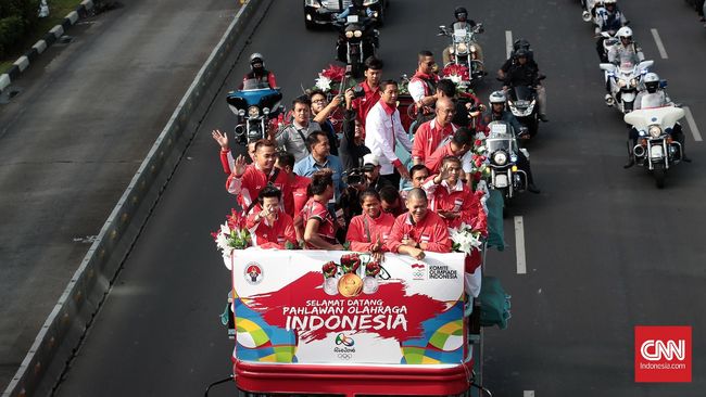 Tontowi/Liliyana Kembali Diarak di Peringatan Haornas Tontowi Ahmad/Liliyana Natsir bakal kembali diarak di peringatan Hari Olahraga Nasional (Haornas) di Surabaya.