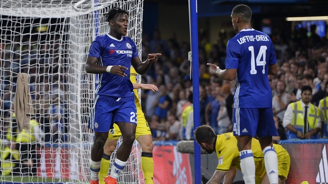 Chelsea hanya mampu meraih kemenangan tipis 3-2 atas Bristol Rovers pada pertandingan babak kedua Piala Liga di Stadion Stamford Bridge.