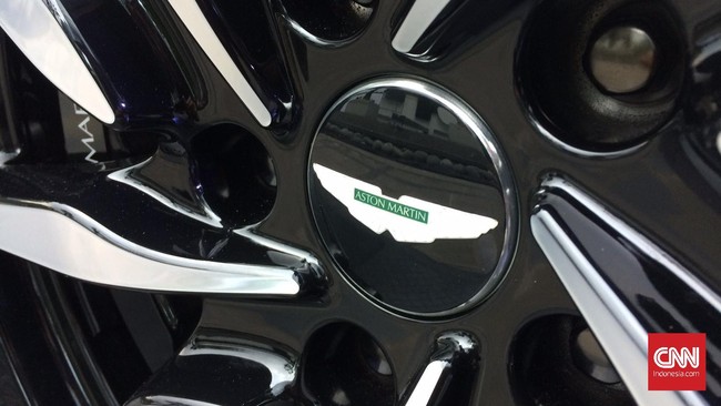 Aston Martin telah mempertimbangkan untuk melakukan penawaran saham perdana atau initial public offering (IPO) sejak awal tahun ini.
